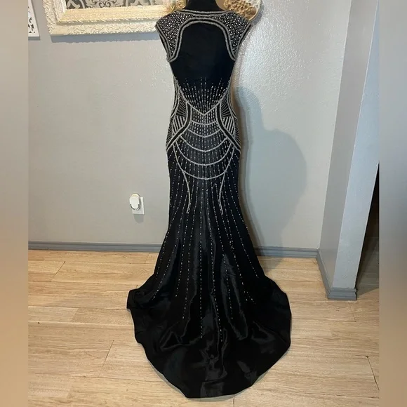 Rachel Allan Black Evening Gown - Picture 10 of 13